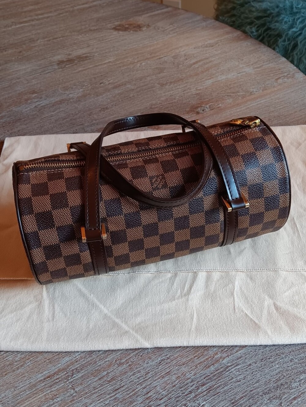 Louis Vuitton Damier Ebene Papillon 30 - EXCELLENT, LIKE-NEW CONDITION!